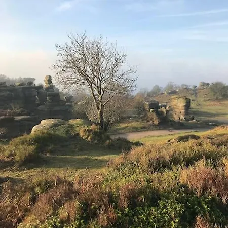 Cosy Near Brimham Rocks Yorkshire Dales *